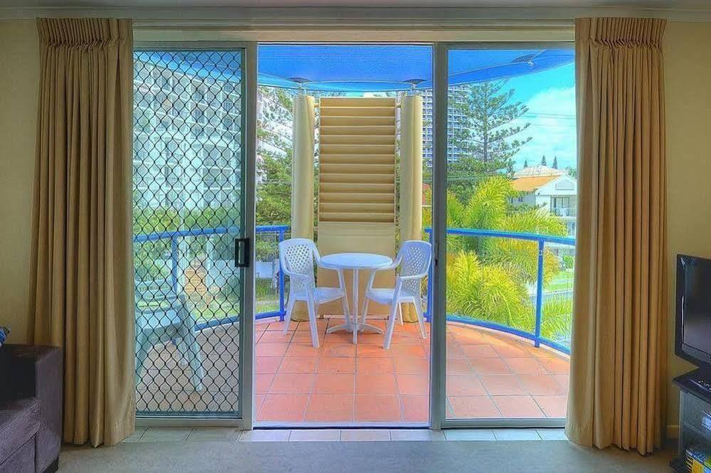 Surfers Beach Resort One Gold Coast Exterior photo